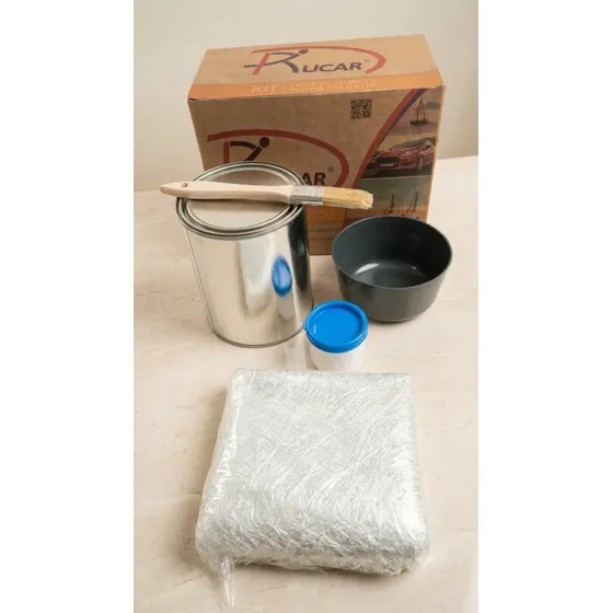 Kit de Reparación Fibra de Vidrio y Resina Poliéster 1000 cm³